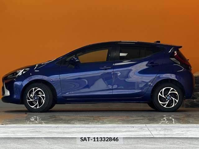 Toyota AQUA 2021-08 8364711-5
