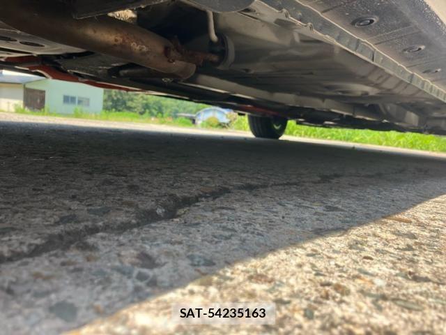 Toyota AQUA 2013-02 8364754-9