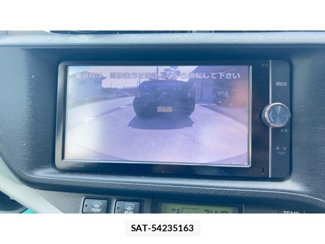Toyota AQUA 2013-02 8364754-22