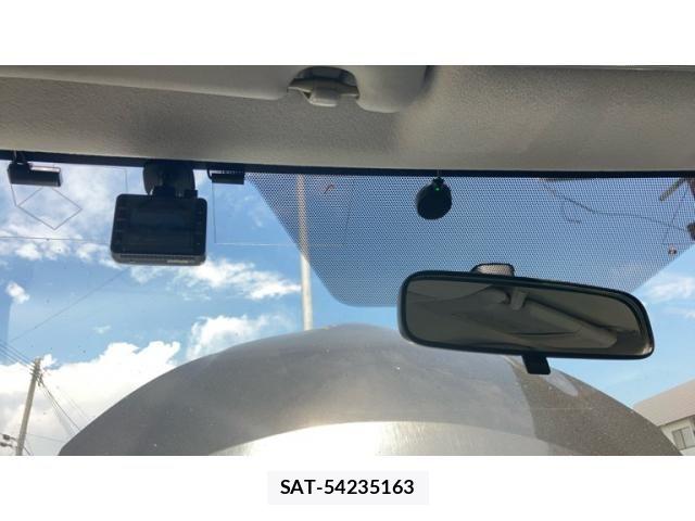 Toyota AQUA 2013-02 8364754-24