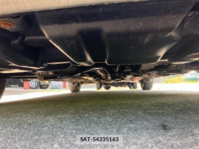 Toyota AQUA 2013-02 8364754-2