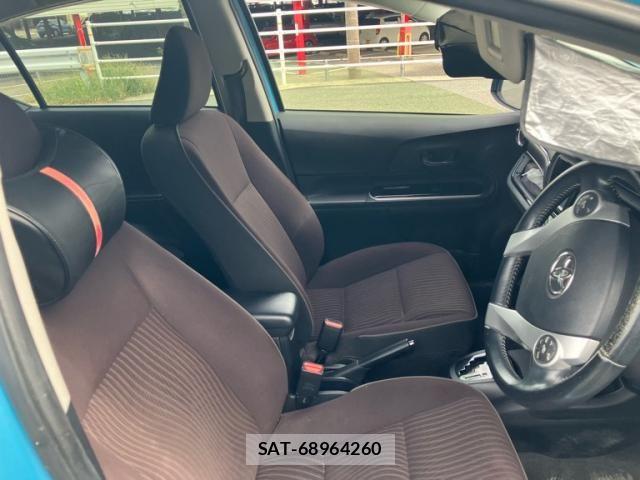 Toyota AQUA 2016-12 8364742-9