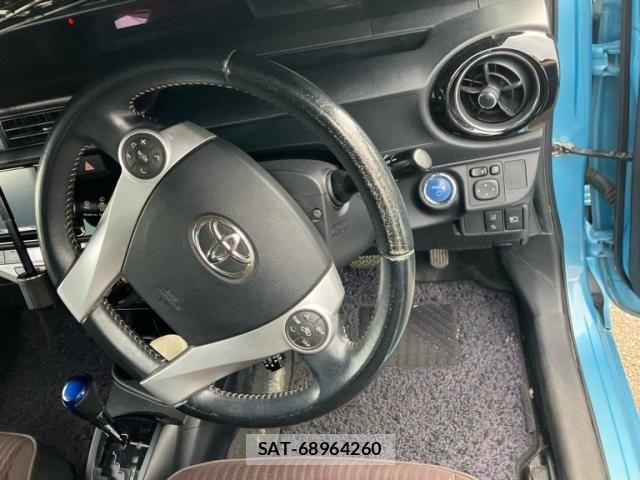 Toyota AQUA 2016-12 8364742-10