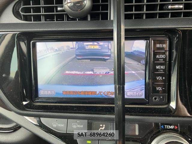 Toyota AQUA 2016-12 8364742-16