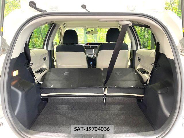 Toyota AQUA 2013-12 8364737-9