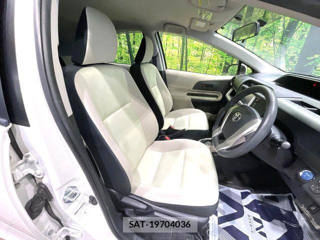 Toyota AQUA 2013-12 8364737-7