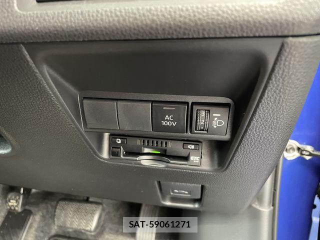 Toyota AQUA 2023-06 8364714-17