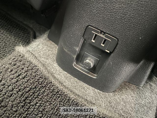 Toyota AQUA 2023-06 8364714-20
