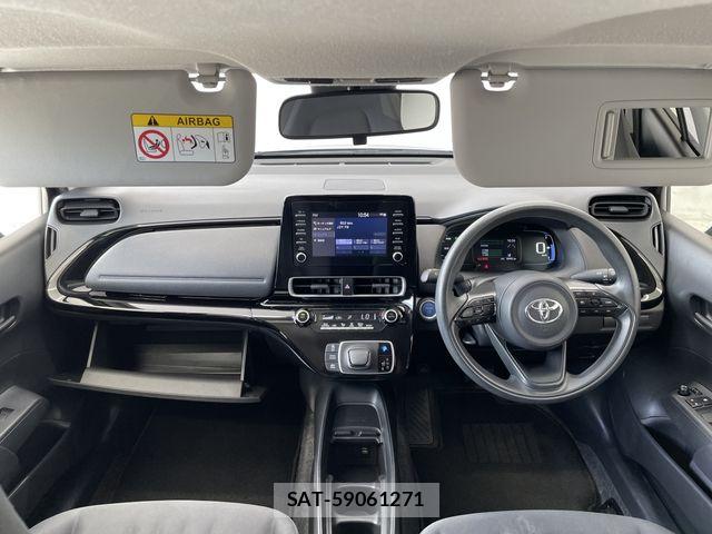 Toyota AQUA 2023-06 8364714-24