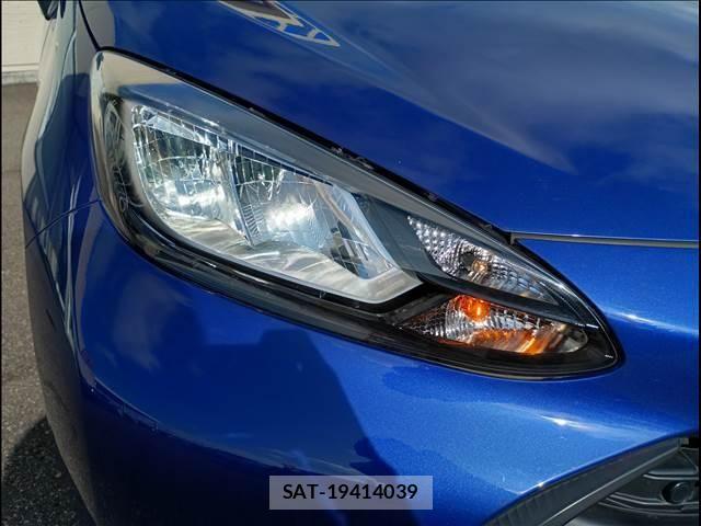 Toyota AQUA 2022-01 8364713-5