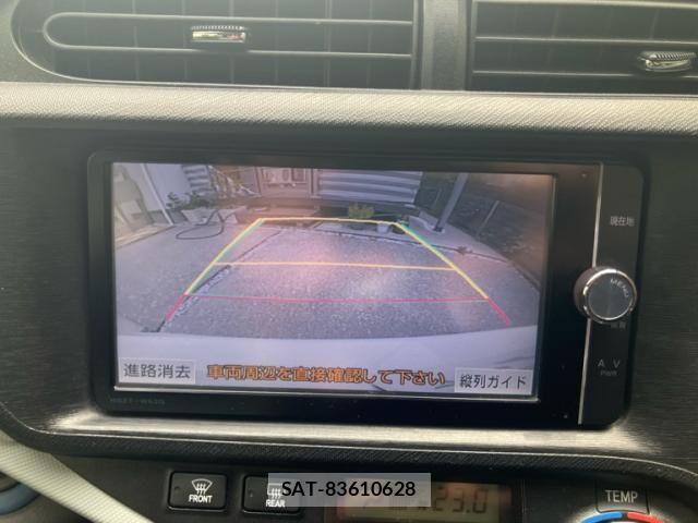 Toyota AQUA 2014-03 8364751-17