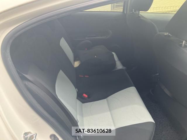 Toyota AQUA 2014-03 8364751-23