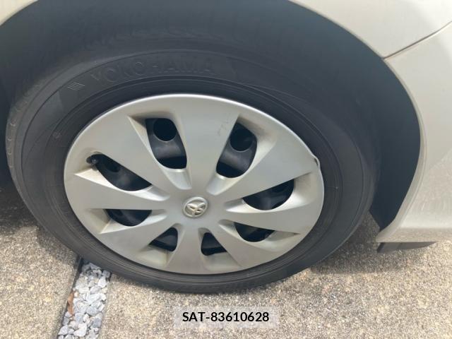 Toyota AQUA 2014-03 8364751-6
