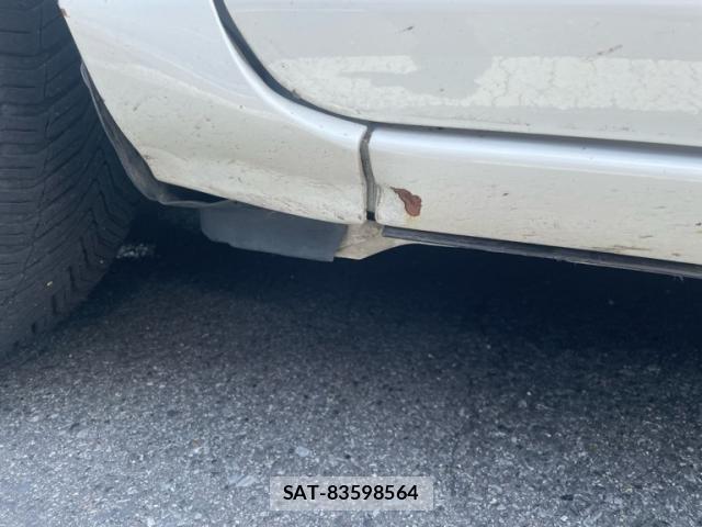Toyota AQUA 2017-10 8364734-16