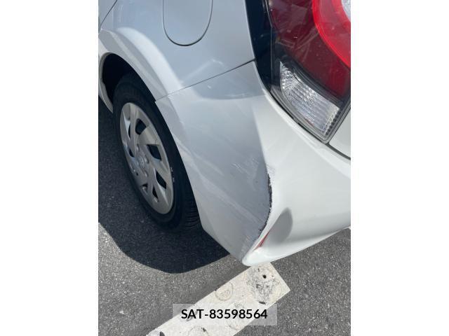 Toyota AQUA 2017-10 8364734-17
