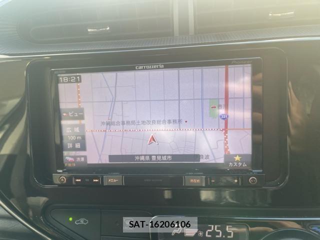 Toyota AQUA 2017-07 8364744-12