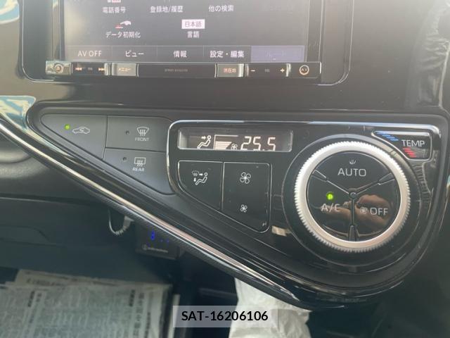 Toyota AQUA 2017-07 8364744-14
