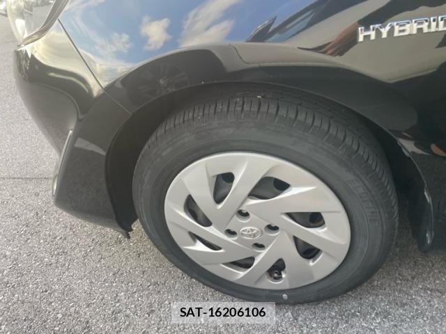 Toyota AQUA 2017-07 8364744-19