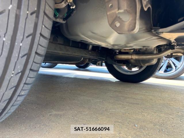 Toyota AQUA 2014-01 8364765-11