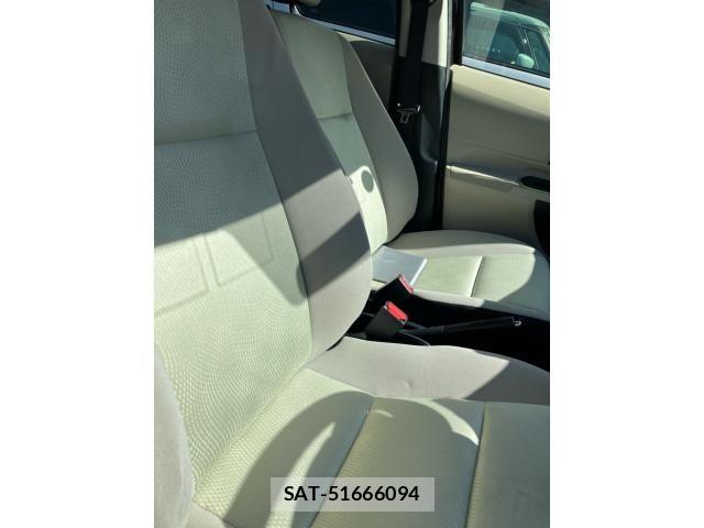 Toyota AQUA 2014-01 8364765-14