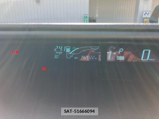 Toyota AQUA 2014-01 8364765-17