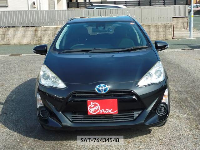 Toyota AQUA 2016-04 8364741-1