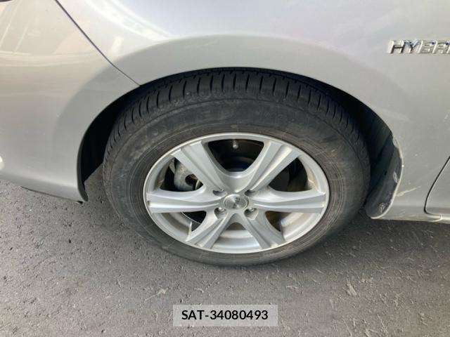 Toyota AQUA 2013-10 8364755-11