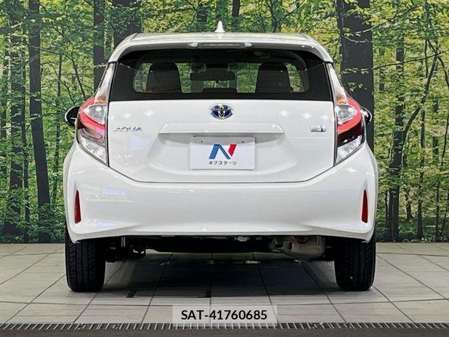 Toyota AQUA 2021-07 8364719-14