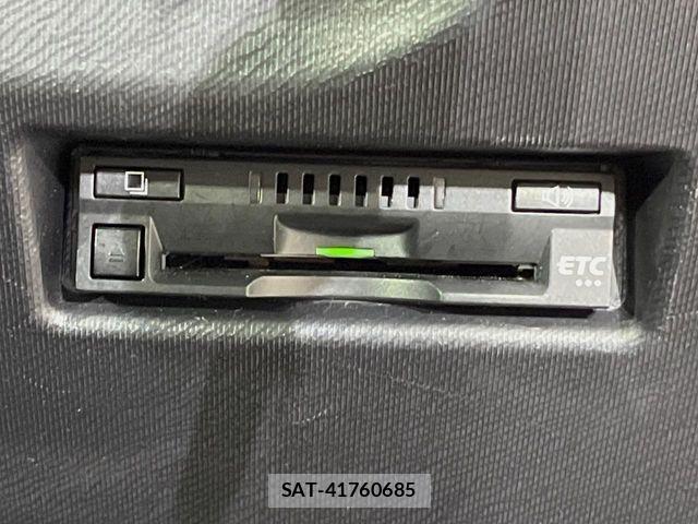 Toyota AQUA 2021-07 8364719-4