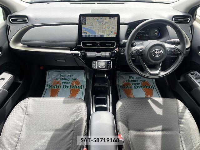 Toyota AQUA 2025-04 8364706-1