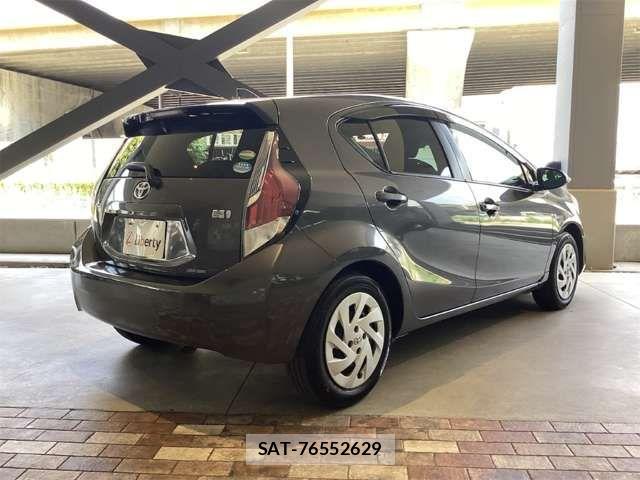Toyota AQUA 2016-03 8364746-19