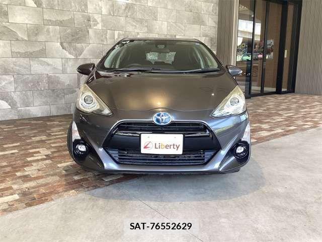 Toyota AQUA 2016-03 8364746-4