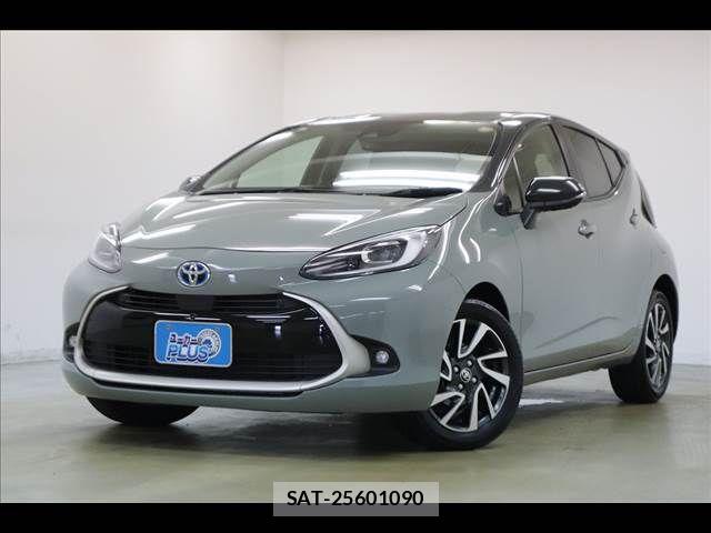 Toyota AQUA 2023-11 8364708-16