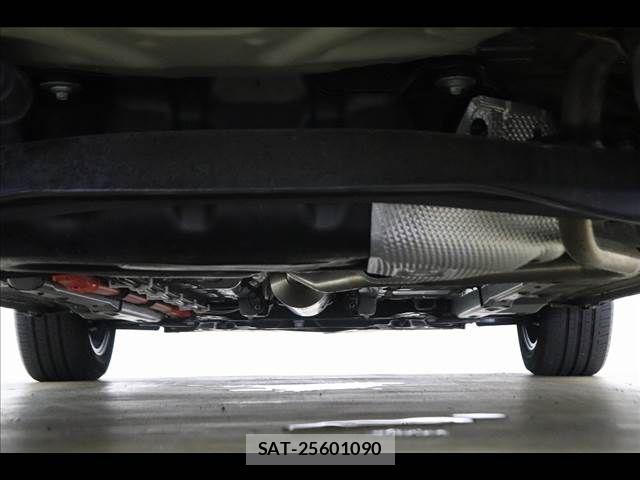 Toyota AQUA 2023-11 8364708-25