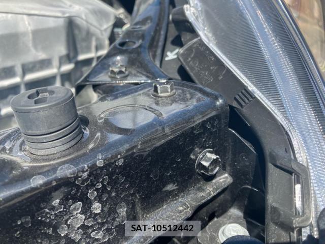 Toyota AQUA 2014-07 8364739-26