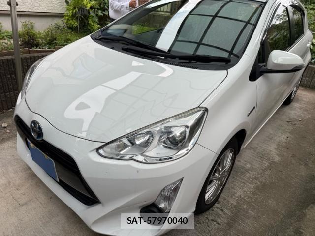 Toyota AQUA 2016-02 8364763-2