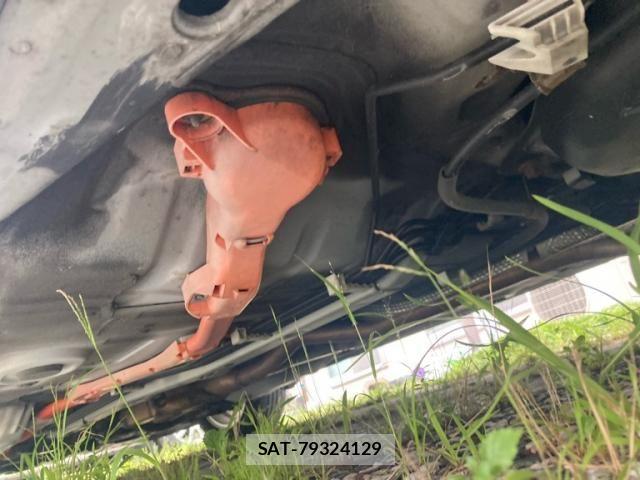 Toyota AQUA 2012-09 8364753-9