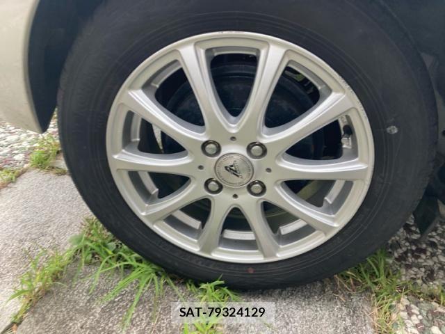 Toyota AQUA 2012-09 8364753-14