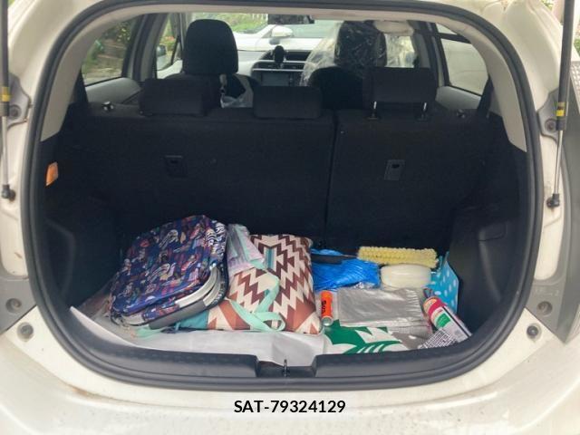 Toyota AQUA 2012-09 8364753-26