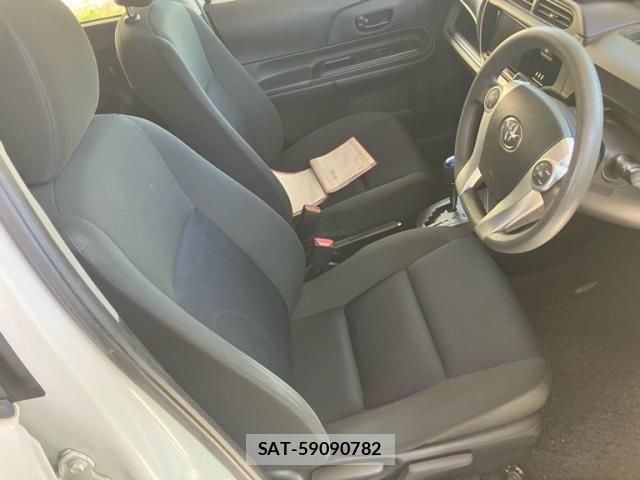 Toyota AQUA 2015-12 8364757-9