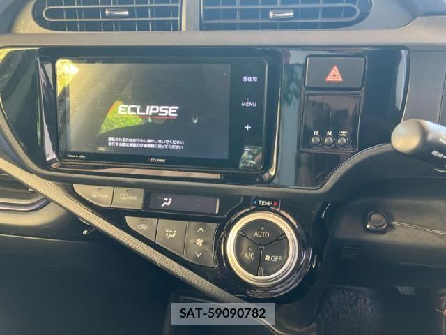 Toyota AQUA 2015-12 8364757-12