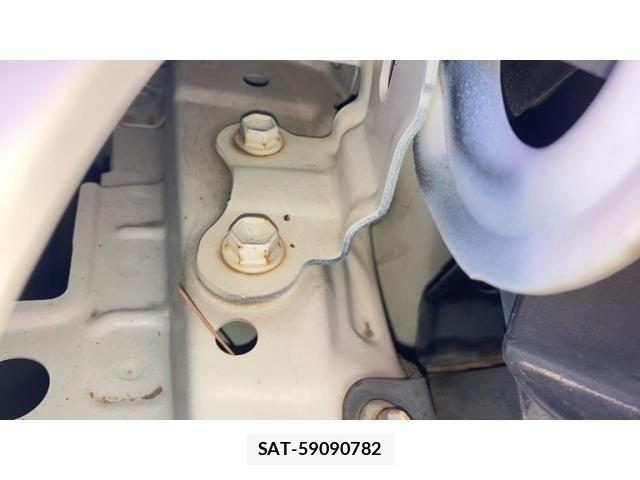 Toyota AQUA 2015-12 8364757-19