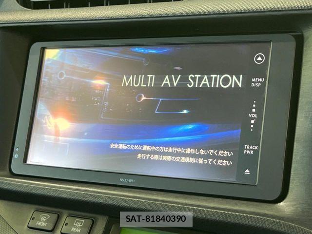 Toyota AQUA 2012-02 8364729-2
