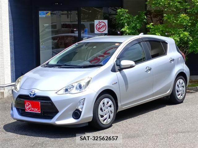 Toyota AQUA 2016-10 8364720-0