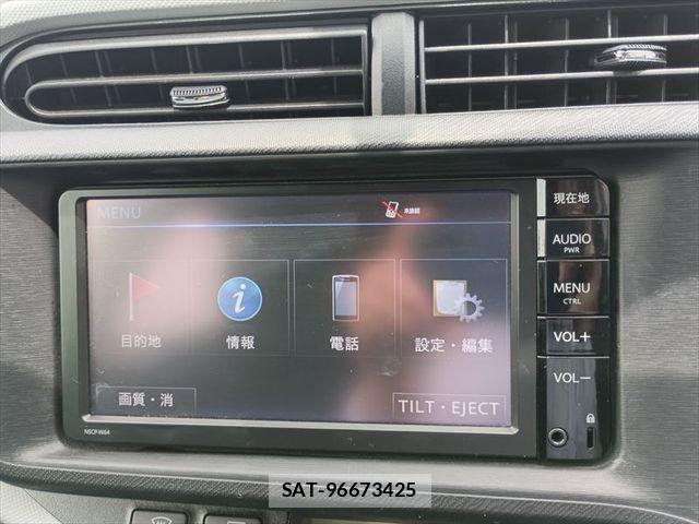 Toyota AQUA 2014-10 8364740-18