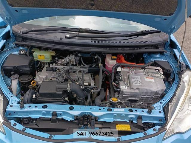 Toyota AQUA 2014-10 8364740-29