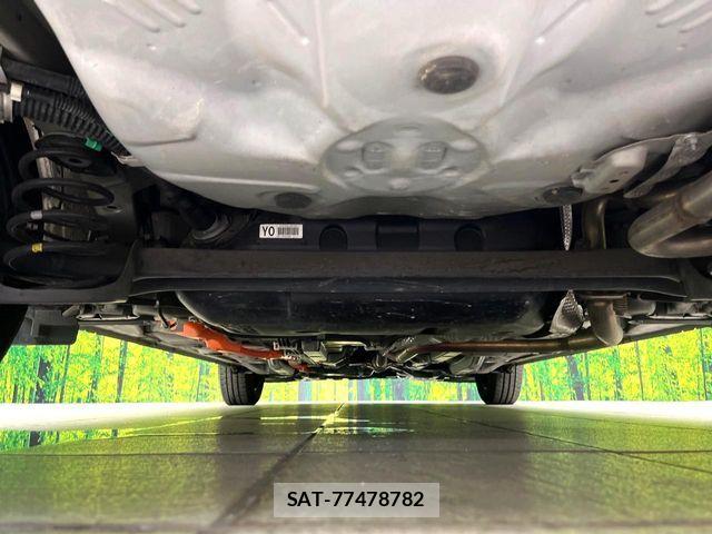 Toyota AQUA 2016-08 8364726-18
