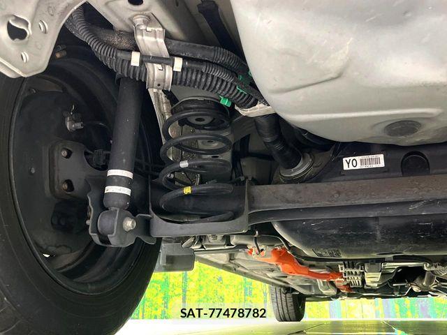 Toyota AQUA 2016-08 8364726-19