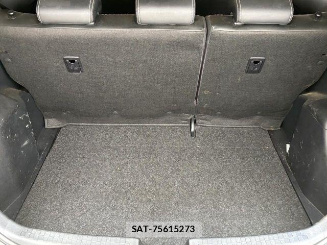 Toyota AQUA 2015-08 8364743-11