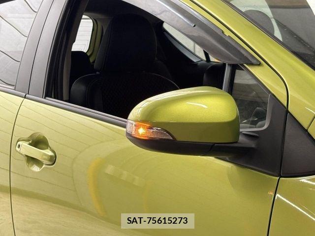 Toyota AQUA 2015-08 8364743-24